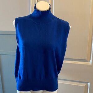 St. John cashmere sleeveless Top